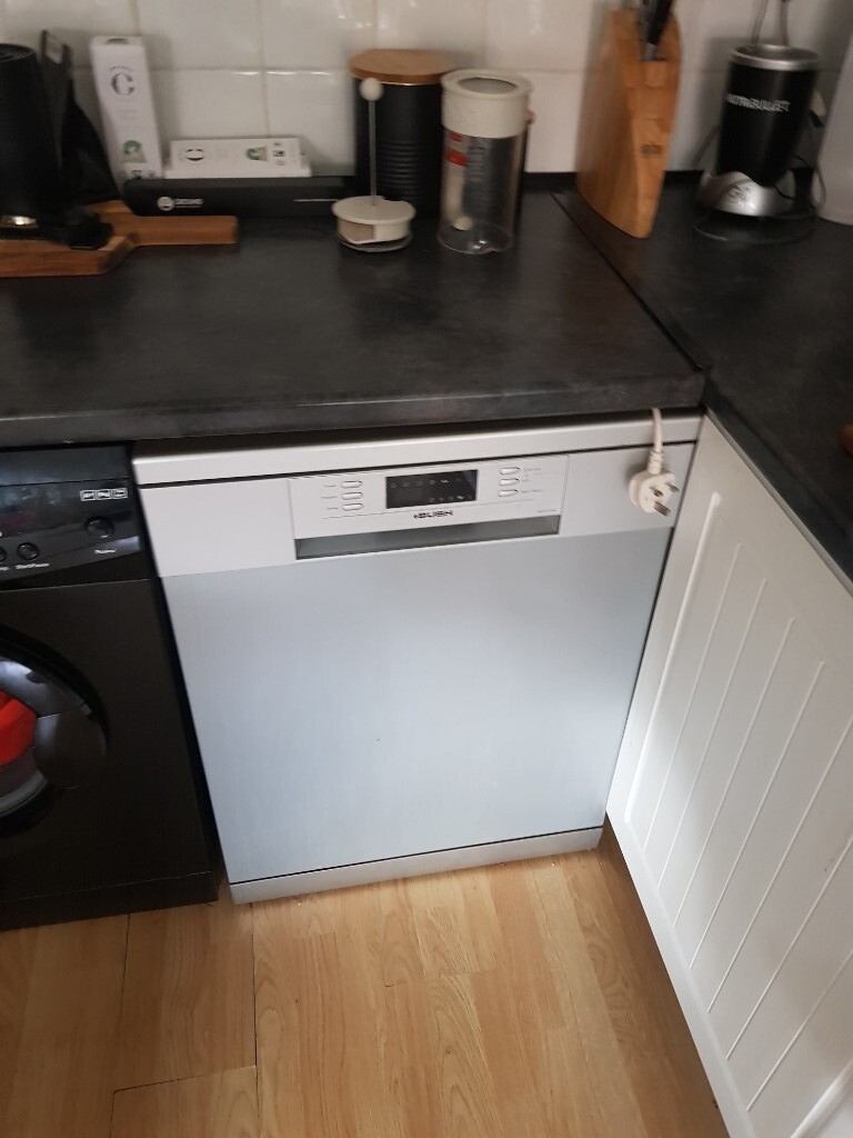 bush dishwasher dwfs126s